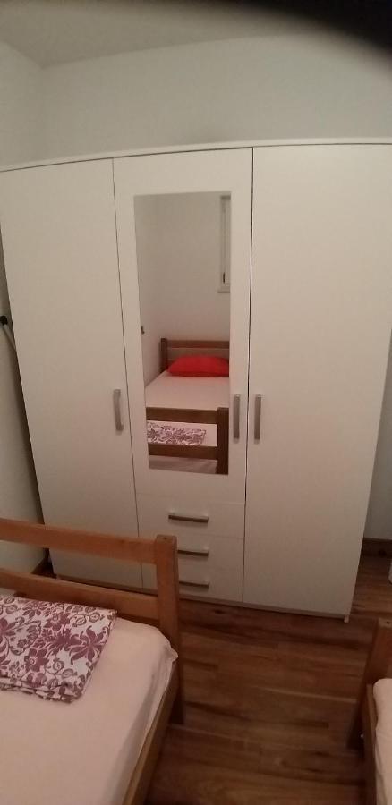 Apartman Slavica Rogoznica  Bagian luar foto